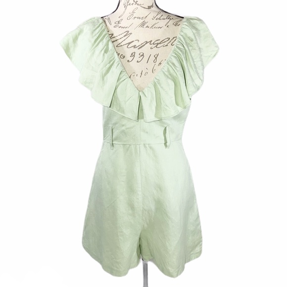 TopShop Light Green Shorts Romper Ruffle Sz 8 - Picture 2 of 7